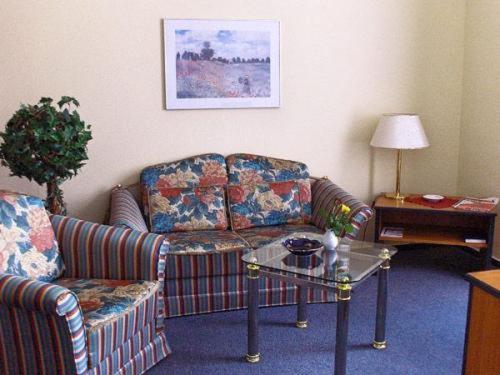 침실 1개 아파트, Krone