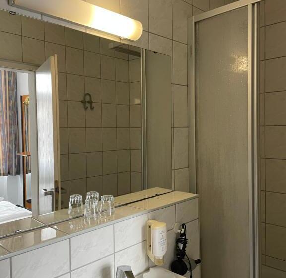 침실 1개 아파트, Krone