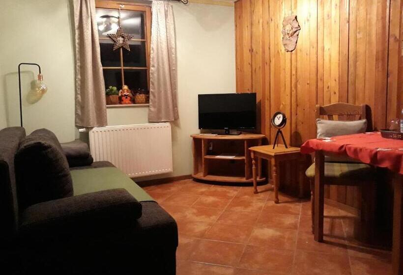 شقة غرفة واحدة, Lauterer Wirtshaus