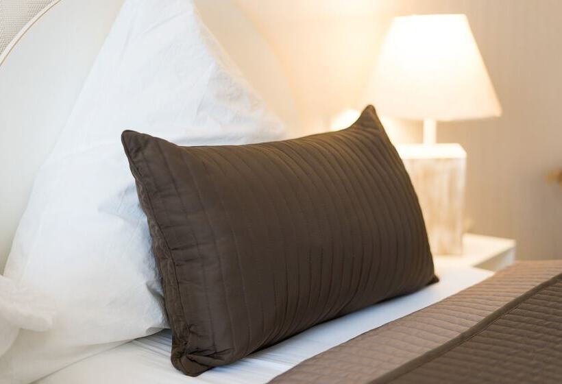 스탠다드 트리플 룸, Restaurant Thuringer Hof