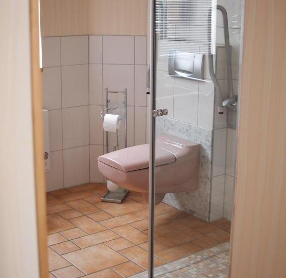 1베드룸 아파트 1층, Restaurant Thuringer Hof