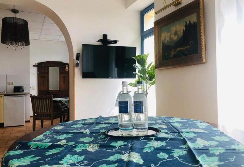 低层单卧公寓, Restaurant Thuringer Hof
