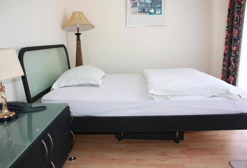 غرفة قياسية فردية, Römerhafen