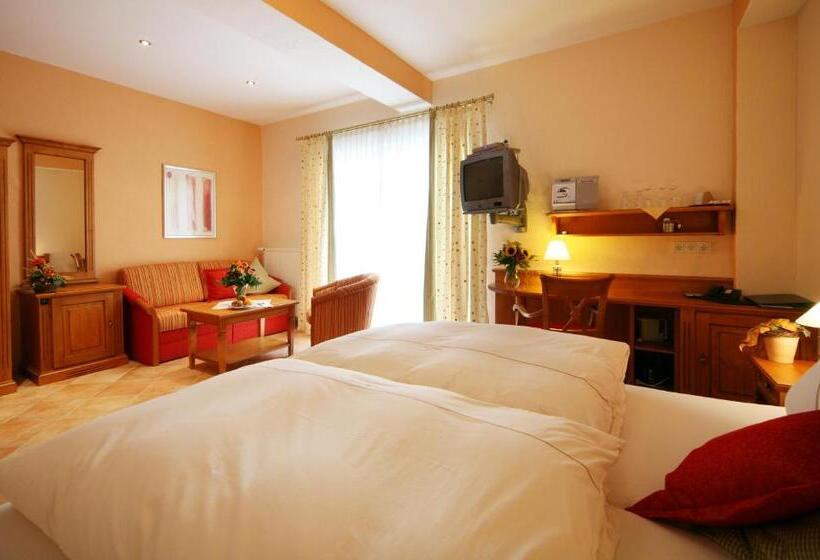 Номер Deluxe, Zeltingerhof  Gasthaus Des Rieslings