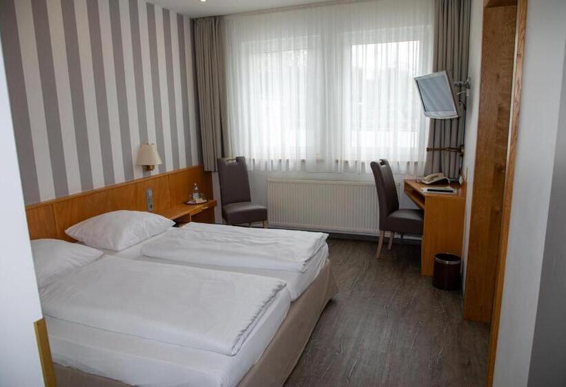 Номер Стандарт Индивидуальный, Landhotel Weserblick