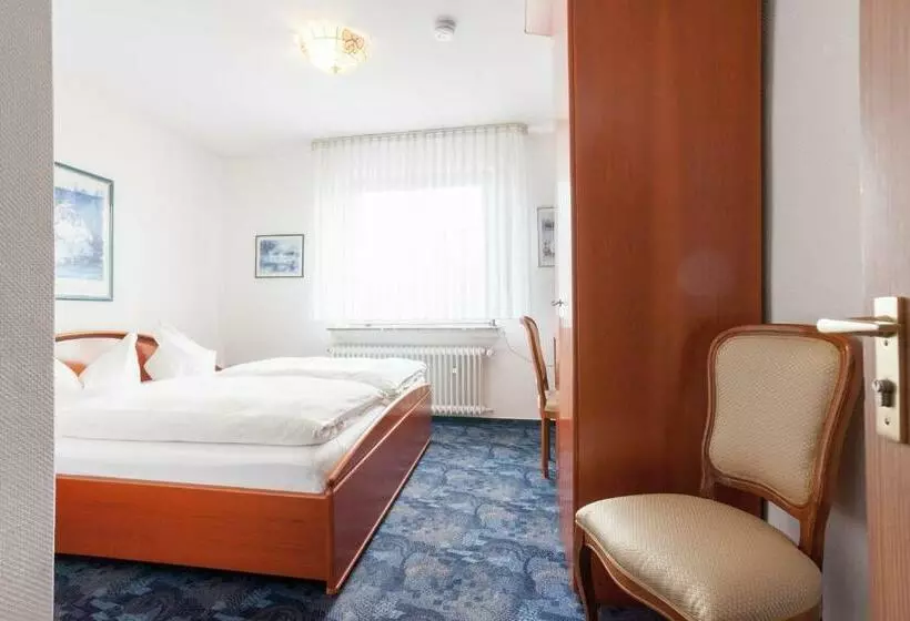 バス共有のスタンダードルーム, Tm Hotel Dortmund Airport