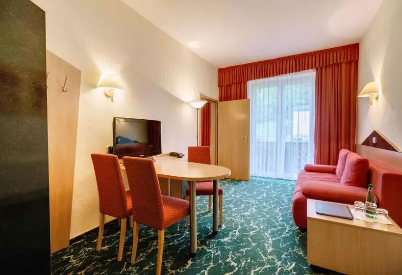 Perhehuone, Waldhotel Vogtland