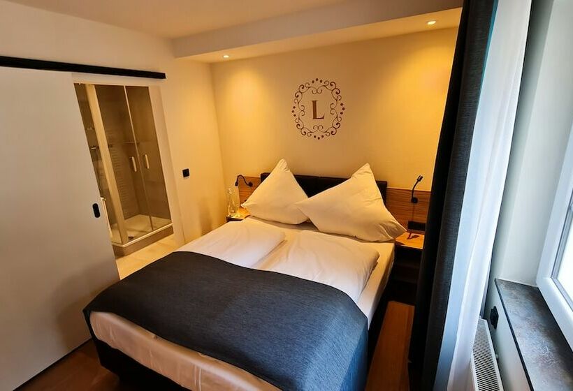 Номер Стандарт, Landgasthof Zur Burg Grenzau