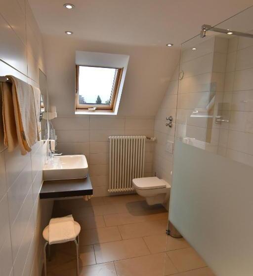 小型套房带阳台, Höhenhotel & Restaurant Kalikutt