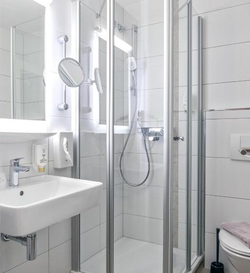 家庭套房, Höhenhotel & Restaurant Kalikutt