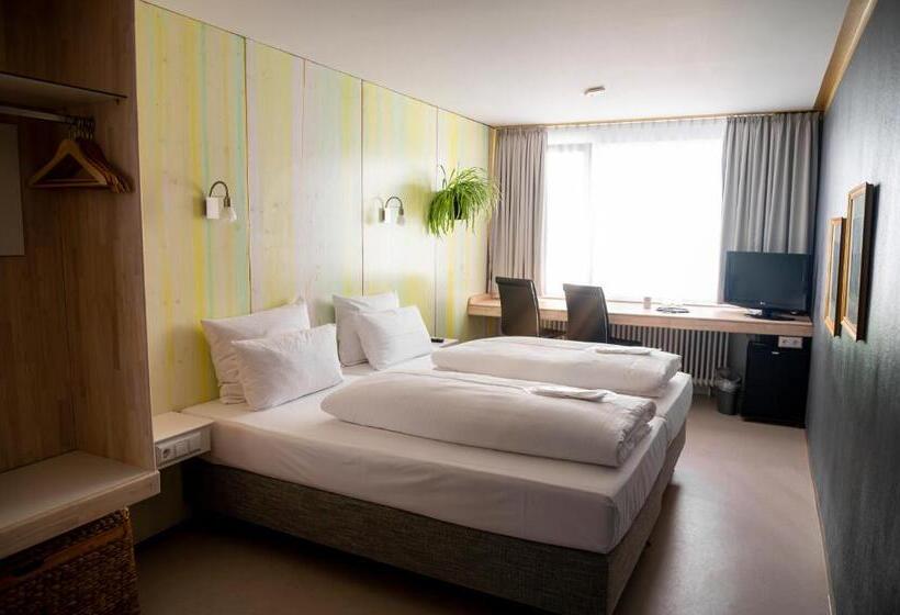 Номер Deluxe с Балконом, Abalon Hotel Ideal