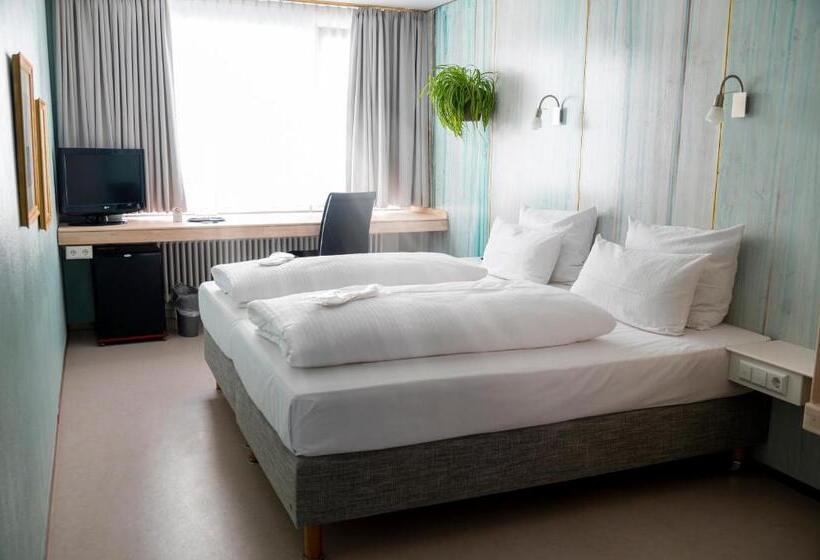Номер Deluxe с Балконом, Abalon Hotel Ideal