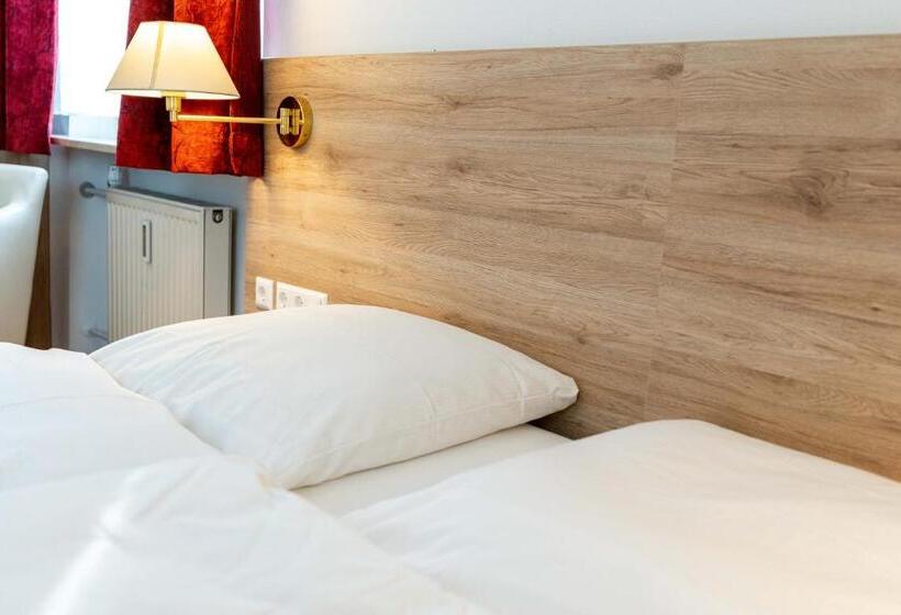 غرفة قياسية, Am Römerplatz