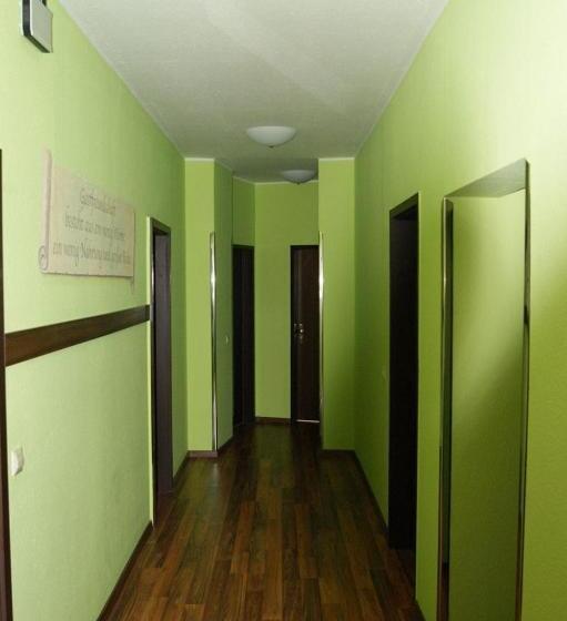 스탠다드 룸, Am Wilhelmsplatz