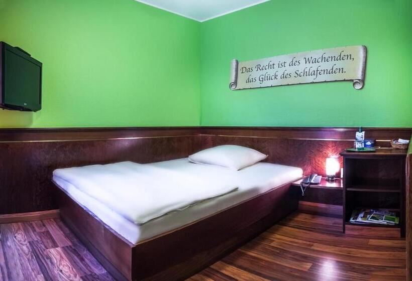 スタンダードルーム, Am Wilhelmsplatz