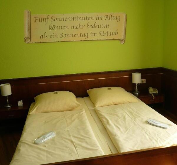 스탠다드 룸, Am Wilhelmsplatz