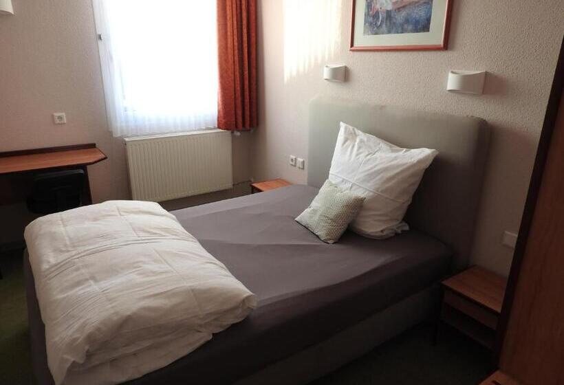 غرفة سوبيريور فردية, Anhalt