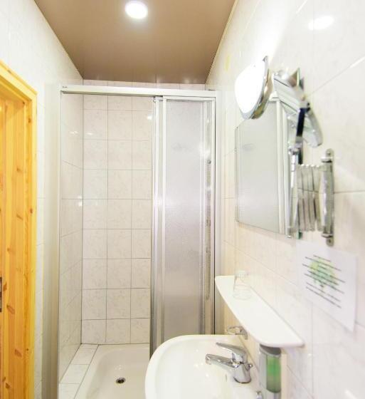 스탠다드 룸, Bohn