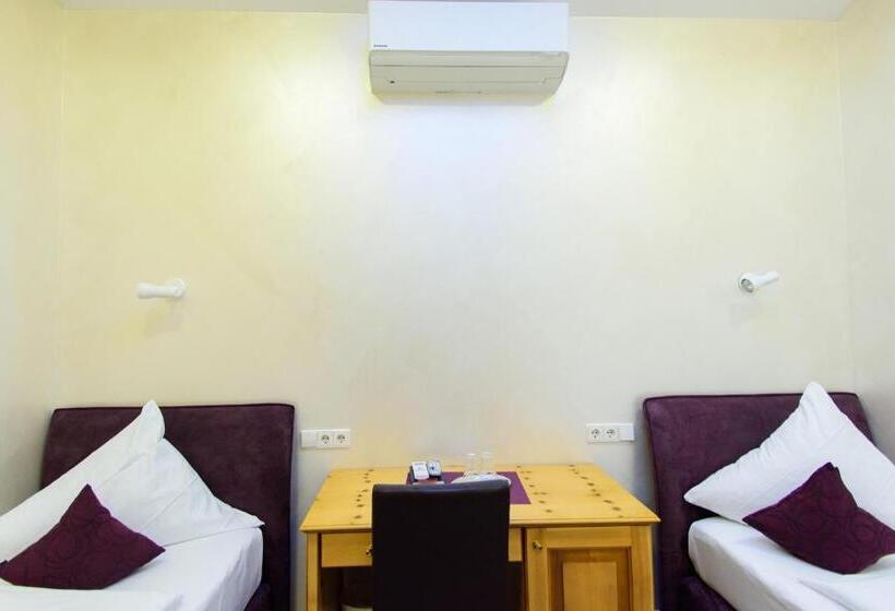 스탠다드 룸, Bohn