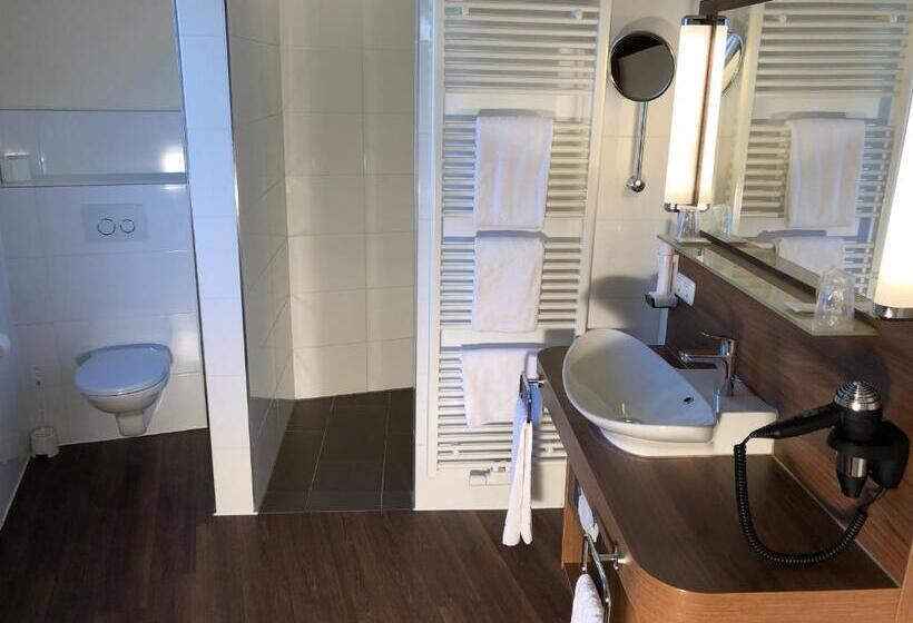 غرفة قياسية, Isenbutteler Hof