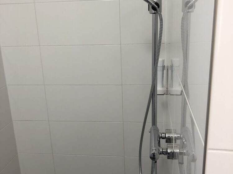 غرفة قياسية, Isenbutteler Hof