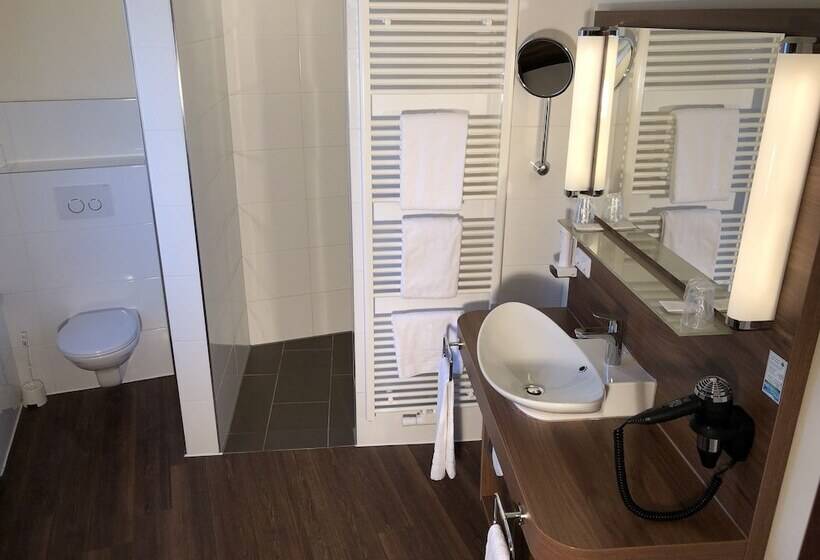 غرفة قياسية, Isenbutteler Hof