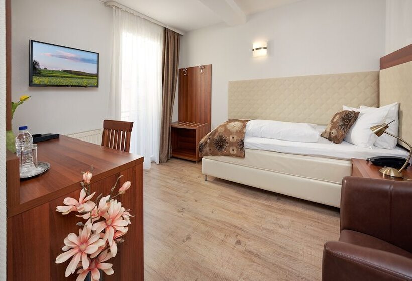 חדר סטנדרט יחיד, Meyerhof