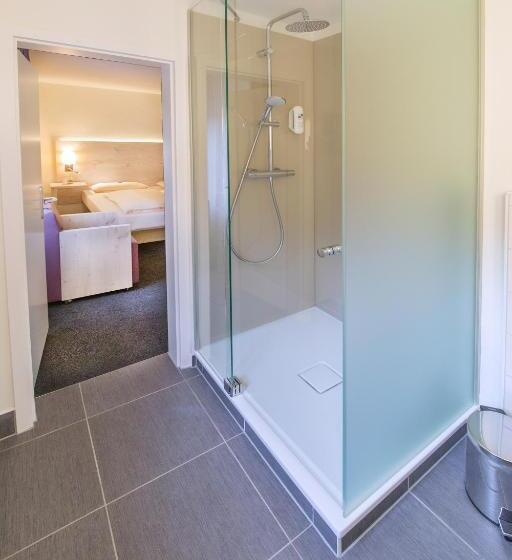 수피리어 룸, Scheffler Garni