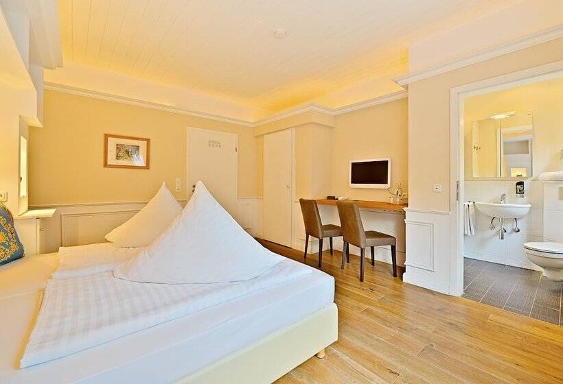 标准间, Weinbergschloßchen