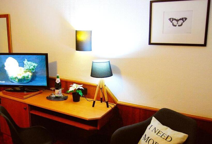 Номер Стандарт, Parkhotel Bergheim