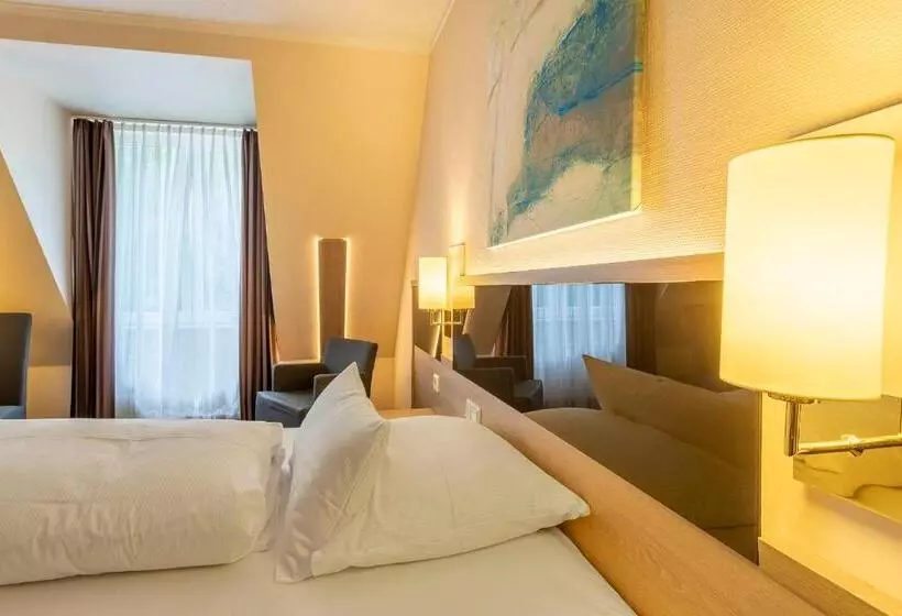 コンフォートルーム, Parkhotel Berghölzchen