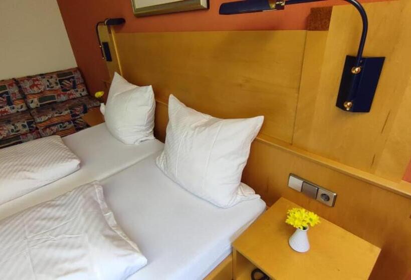 Номер Стандарт, Freihof