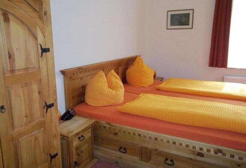 Четырехместный Номер Стандарт, Gastehaus Loschwitz