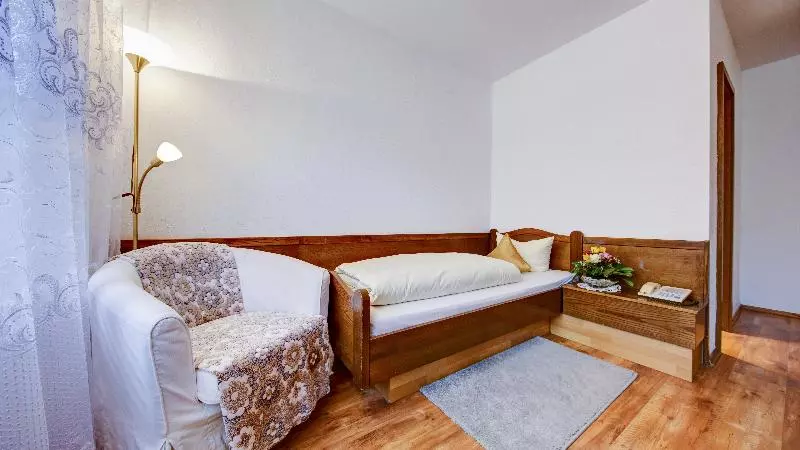 Quarto standart individual, Lamm