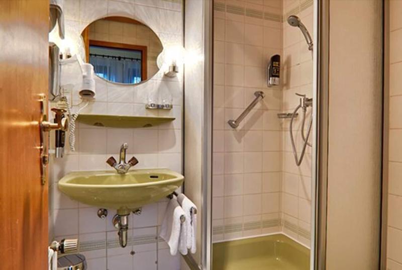 Quarto standart individual, Lamm