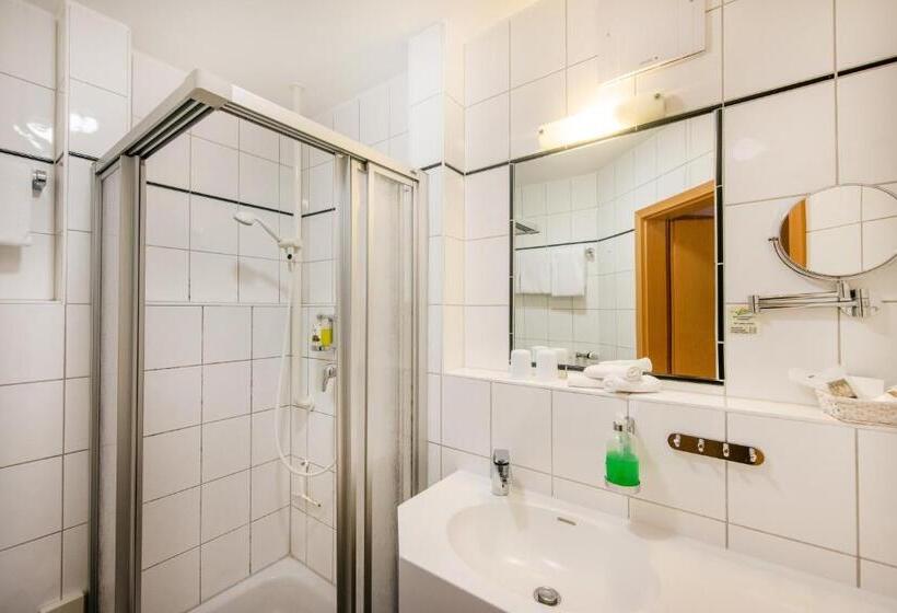 Апартаменты 3 Спальни, Waldesblick, Hotel Restaurant