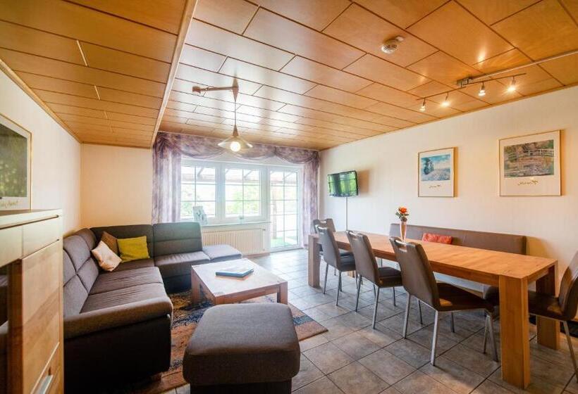 Апартаменты 3 Спальни, Waldesblick, Hotel Restaurant