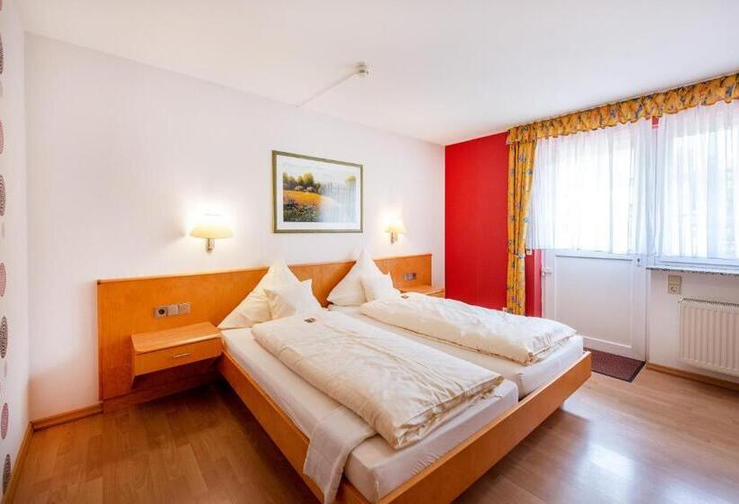 דירת נוחות 3 חדרים, Waldesblick, Hotel Restaurant