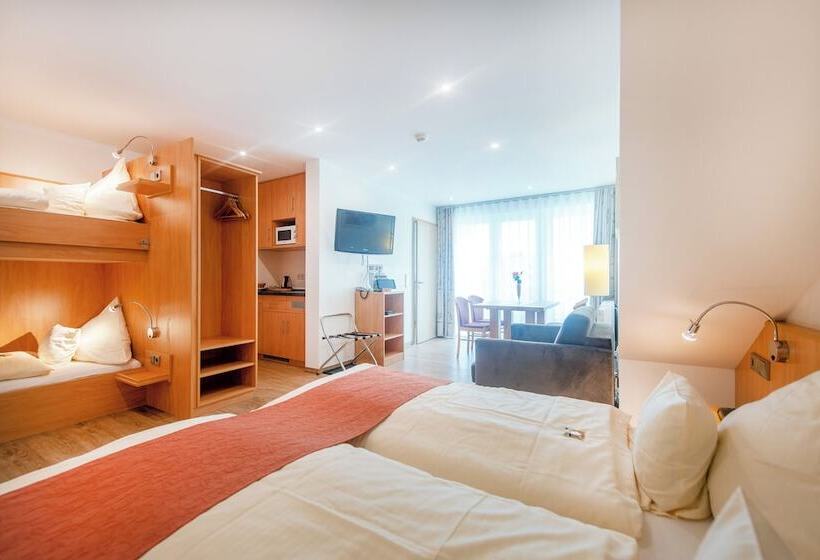 חדר משפחתי, Waldesblick, Hotel Restaurant