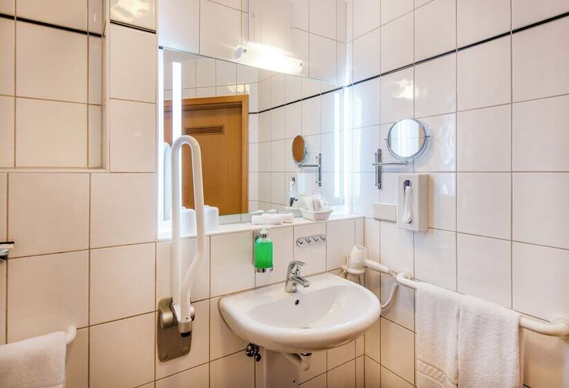 Апартаменты Comfort 3 Спальни, Waldesblick, Hotel Restaurant