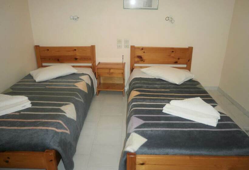 エコノミーワンルーム, Polyxenis Rooms