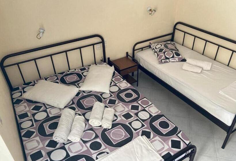 １ベッドルームアパートメント, Polyxenis Rooms