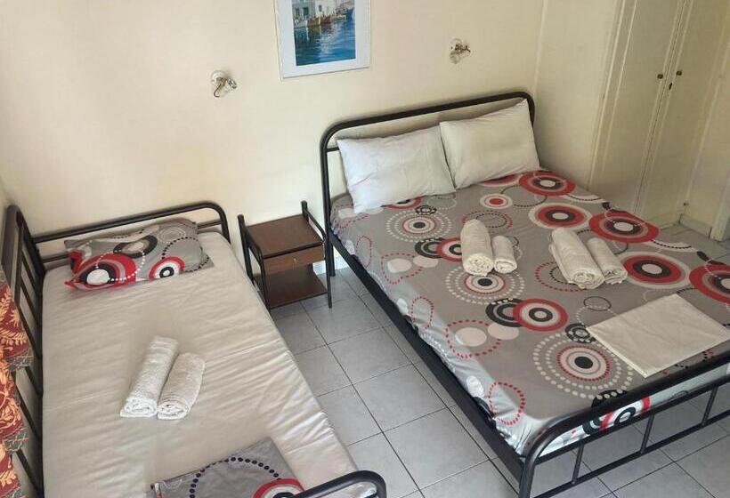 エコノミーワンルーム, Polyxenis Rooms