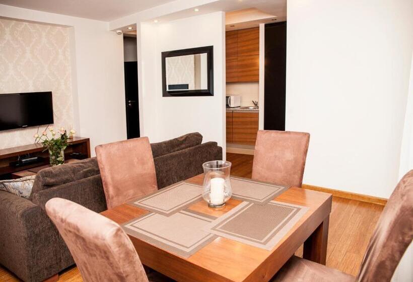 Семейные Апартаменты, Art Residence Apartments