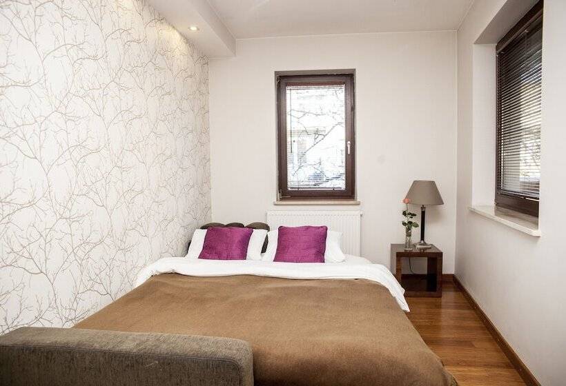 Семейные Апартаменты, Art Residence Apartments