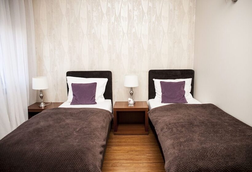 Семейные Апартаменты, Art Residence Apartments