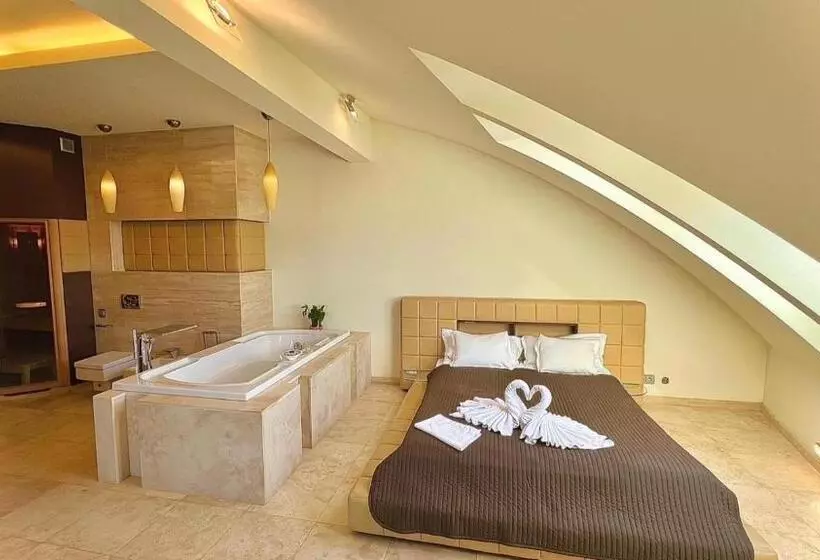 آپارتمان 2 خوابه, Avangard Resort