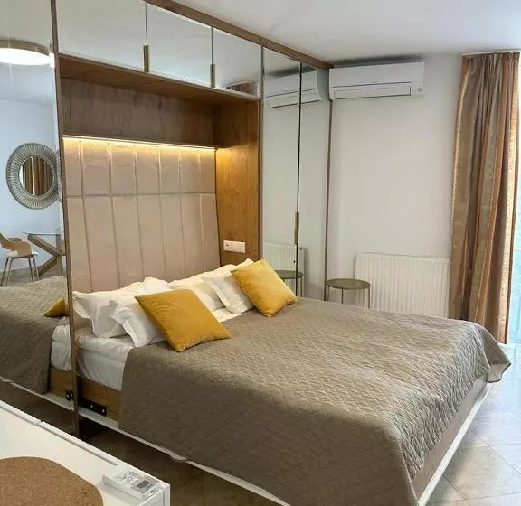اتاق اجرایی سه نفره, Avangard Resort