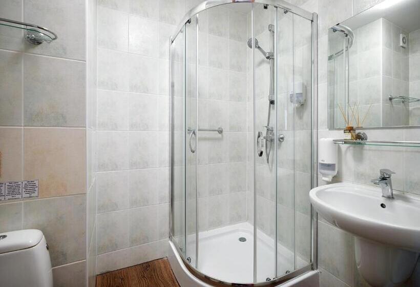 单人基本间, Arka Medical Spa