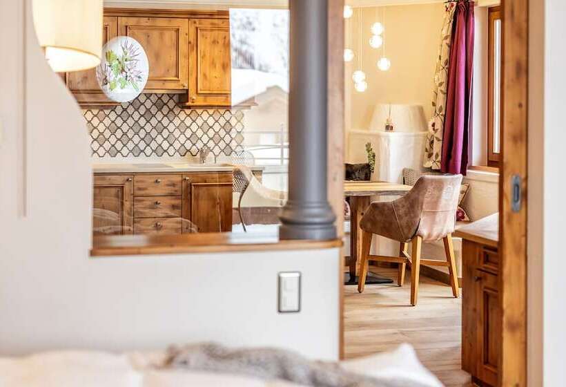 سوییت جونیور, Belarosa Suiten & Wellness